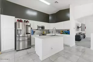 806 S 113th Ave, Avondale, AZ 85323 - Photo 15