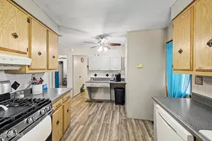 201 S Greenfield Rd, Mesa, AZ 85206 - Photo 9
