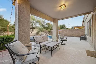 1821 E Patrick Ln, Phoenix, AZ 85024 - Photo 9