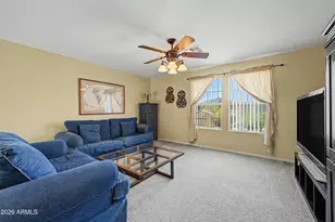 1821 E Patrick Ln, Phoenix, AZ 85024 - Photo 23
