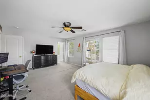 1070 E Lowell Ct, Gilbert, AZ 85295 - Photo 11