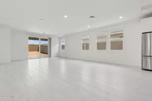 2453 E Villa Linda Dr, Phoenix, AZ 85024 - Photo 7