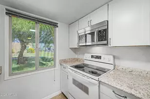 948 S Alma School Rd, Mesa, AZ 85210 - Photo 13