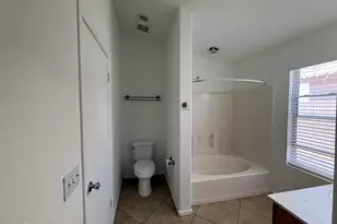 24612 N 38th Ave, Glendale, AZ 85310 - Photo 13
