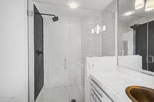 1040 E Osborn Rd, Phoenix, AZ 85014 - Photo 55