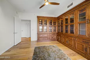 1040 E Osborn Rd, Phoenix, AZ 85014 - Photo 57