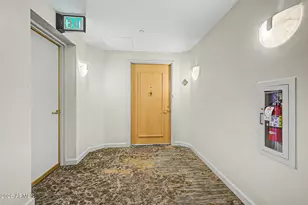 1040 E Osborn Rd, Phoenix, AZ 85014 - Photo 9