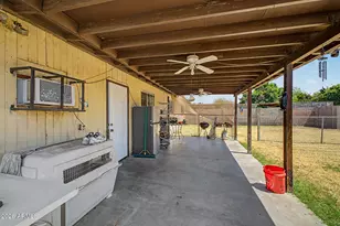 221 W Winston Dr, Phoenix, AZ 85041 - Photo 19