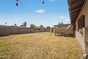 221 W Winston Dr, Phoenix, AZ 85041 - Photo 21
