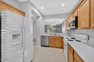 41013 N Trailhead Way, Phoenix, AZ 85086 - Photo 11