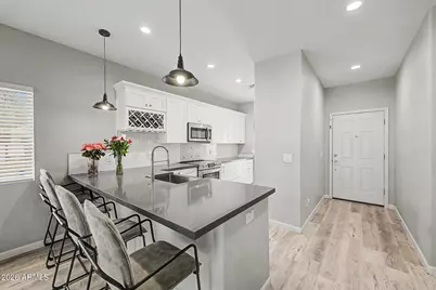615 W Harwell Road, Phoenix, AZ 85041 - Photo 9