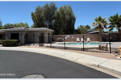 615 W Harwell Road, Phoenix, AZ 85041 - Photo 27