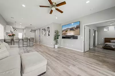 615 W Harwell Road, Phoenix, AZ 85041 - Photo 5