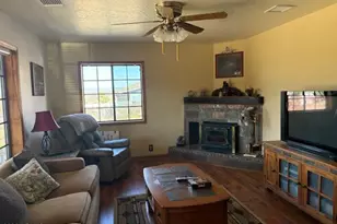 22775 S Crest Way, Yarnell, AZ 85362 - Photo 11