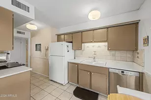 18048 N Desert Glen Dr, Sun City West, AZ 85375 - Photo 13