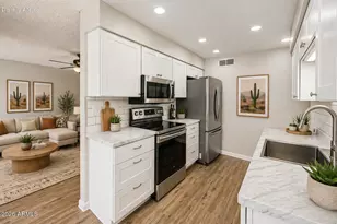10127 N 95th Dr, Peoria, AZ 85345 - Photo 7