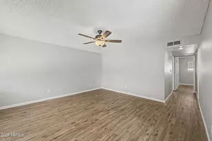 10127 N 95th Dr, Peoria, AZ 85345 - Photo 13