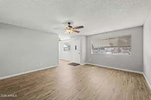 10127 N 95th Dr, Peoria, AZ 85345 - Photo 11