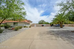 7811 E Charter Oak Rd, Scottsdale, AZ 85260 - Photo 17