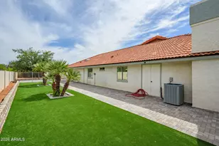 7811 E Charter Oak Rd, Scottsdale, AZ 85260 - Photo 13