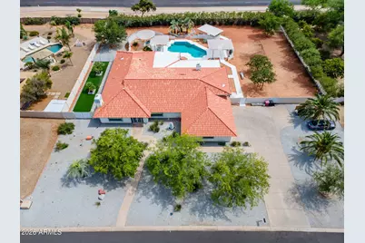 7811 E Charter Oak Road, Scottsdale, AZ 85260 - Photo 29
