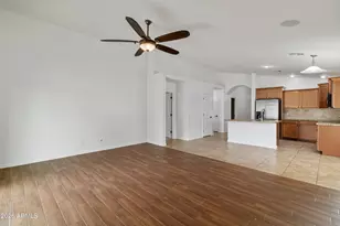 2726 W Chanute Pass, Phoenix, AZ 85041 - Photo 7