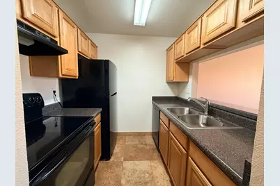 14203 N 19th Avenue #1040, Phoenix, AZ 85023 - Photo 3