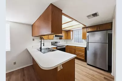 2020 W Union Hills Drive #Unit 254, Phoenix, AZ 85027 - Photo 9