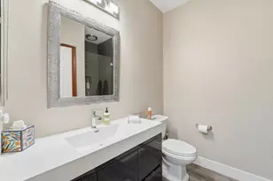 5450 E Deer Valley Dr, Phoenix, AZ 85054 - Photo 25