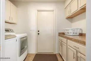 3357 E Hatcher Rd, Phoenix, AZ 85028 - Photo 27