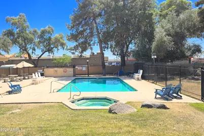 18811 N 19th Avenue #2006, Phoenix, AZ 85027 - Photo 9