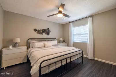 8821 W Keim Drive, Glendale, AZ 85305 - Photo 21