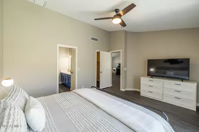 8821 W Keim Drive, Glendale, AZ 85305 - Photo 19
