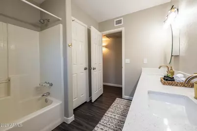 8821 W Keim Drive, Glendale, AZ 85305 - Photo 27