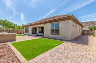 1342 E Milada Dr, Phoenix, AZ 85042 - Photo 5