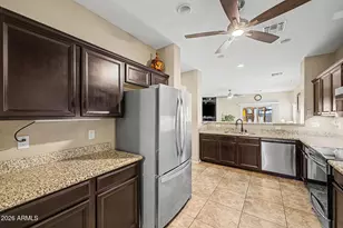 614 W Kerry Ln, Phoenix, AZ 85027 - Photo 7