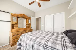 614 W Kerry Ln, Phoenix, AZ 85027 - Photo 21