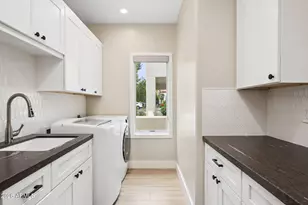 2002 E Caroline Ln, Tempe, AZ 85284 - Photo 25