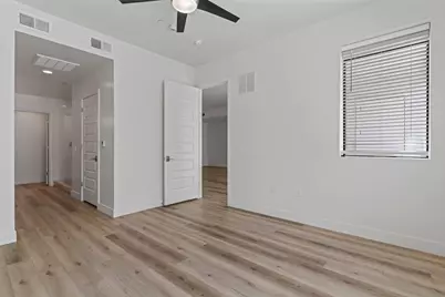 7300 E Earll Drive #1018, Scottsdale, AZ 85251 - Photo 23