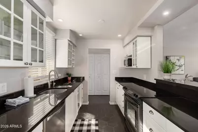 3270 E Camelback Road #213, Phoenix, AZ 85018 - Photo 11