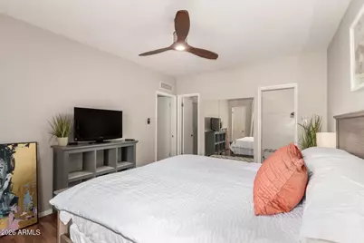 3270 E Camelback Road #213, Phoenix, AZ 85018 - Photo 15