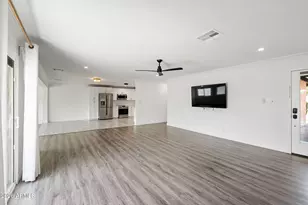 8443 E Edgemont Ave, Scottsdale, AZ 85257 - Photo 11
