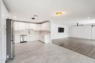 8443 E Edgemont Ave, Scottsdale, AZ 85257 - Photo 17
