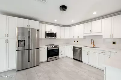 8443 E Edgemont Avenue, Scottsdale, AZ 85257 - Photo 19