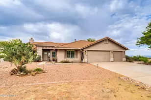 8405 S Palisades Dr, Hereford, AZ 85615 - Photo 1