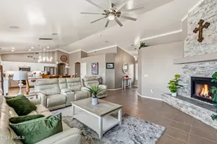 8405 S Palisades Dr, Hereford, AZ 85615 - Photo 13