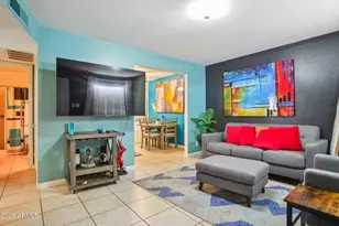 8046 E Oak St, Scottsdale, AZ 85257 - Photo 13