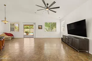 6131 S Topaz Pl, Chandler, AZ 85249 - Photo 11