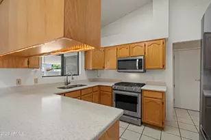 1610 E Cottonwood Dr, Sierra Vista, AZ 85635 - Photo 13
