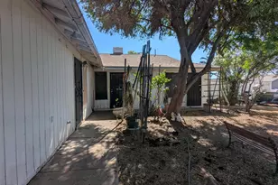 428 E Osage Ave, Apache Junction, AZ 85119 - Photo 7